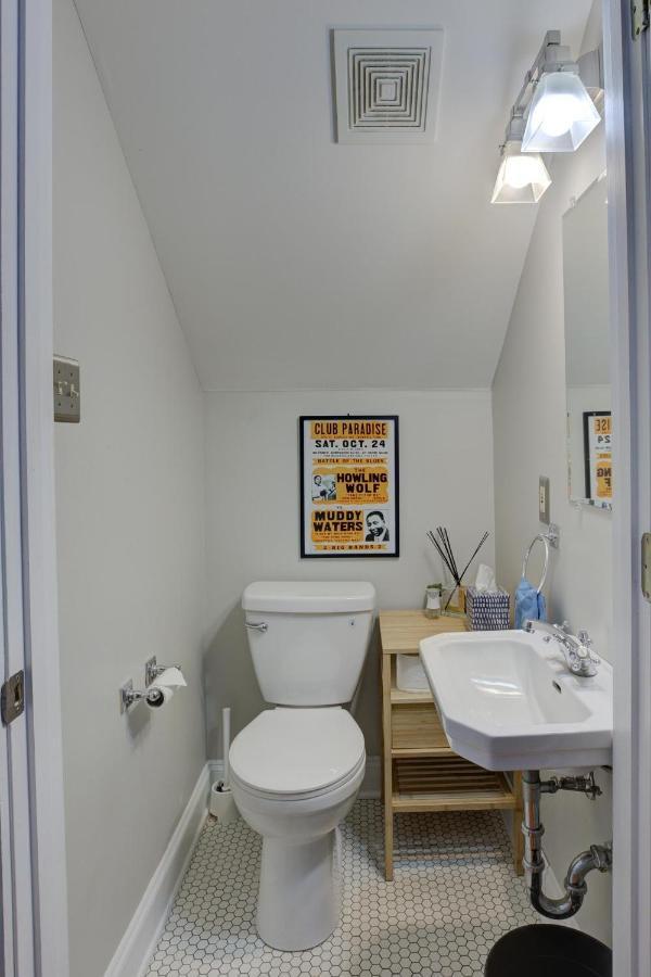 ממפיס Hip And Spacious Midtown Cottage Near Beale Street מראה חיצוני תמונה