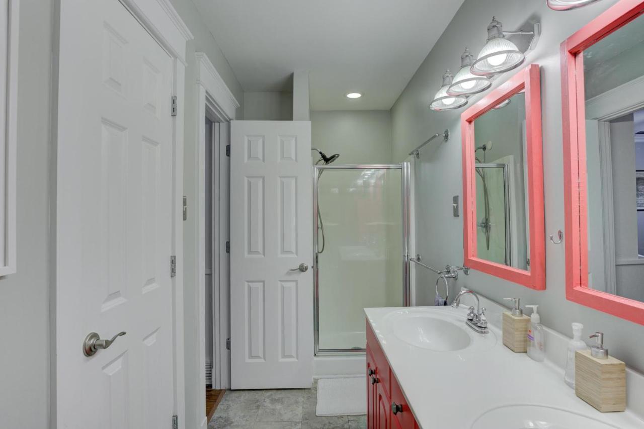ממפיס Hip And Spacious Midtown Cottage Near Beale Street מראה חיצוני תמונה
